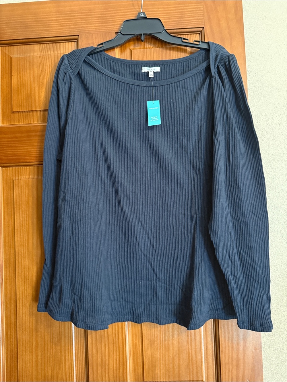 Women's Navy Ribbed Long-Sleeve Top brand new size XXL from Maurice’s